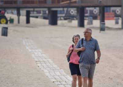 Strand wandelen vrouwenpolder