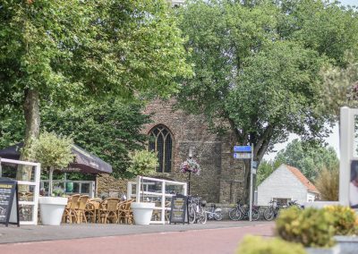 Centrum kerk terras vrouwenpolder