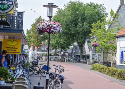 Vrouwenpolder straat winkels